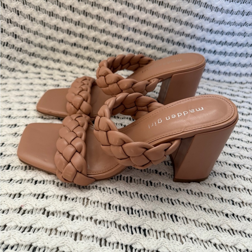 MADDEN GIRL Block Heel Braided Strap Tan Beige Spring Summer Sandal Shoe Sz 7.5 - Picture 2 of 8